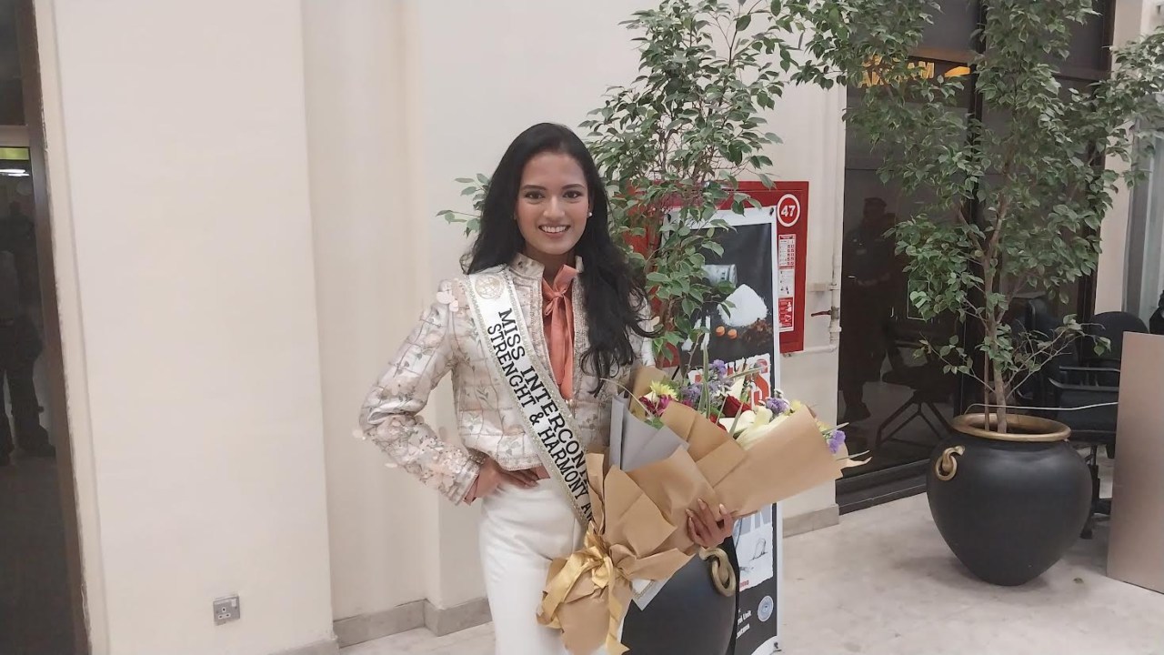 Miss intercontinental ගිය හංසනා බාලසූරිය ලංකාවට