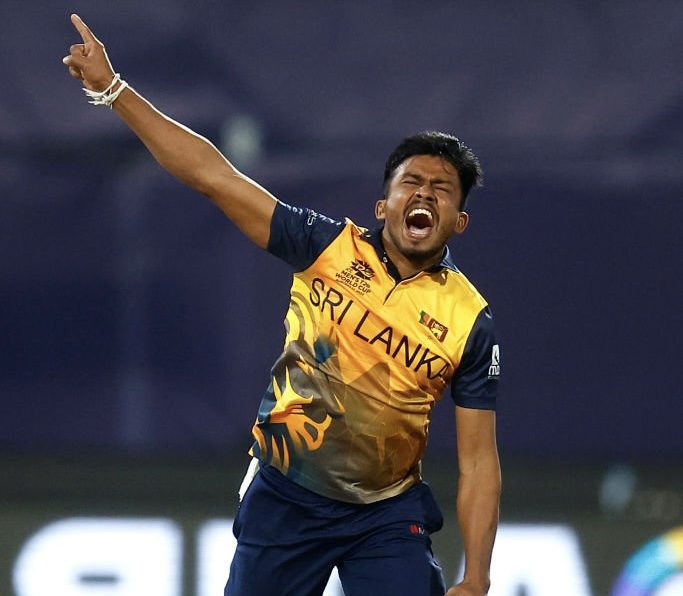 එෂාන්ට T 20 ලෝක කුසලානය අහිමිවෙයි – ප්‍රමෝද් ශ්‍රී ලංකා සංචිතයට 