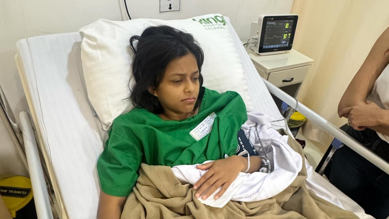 යොහානිගෙන් ශල්‍යකර්මයකින් පසු ෆේස්බුක් සටහනක්