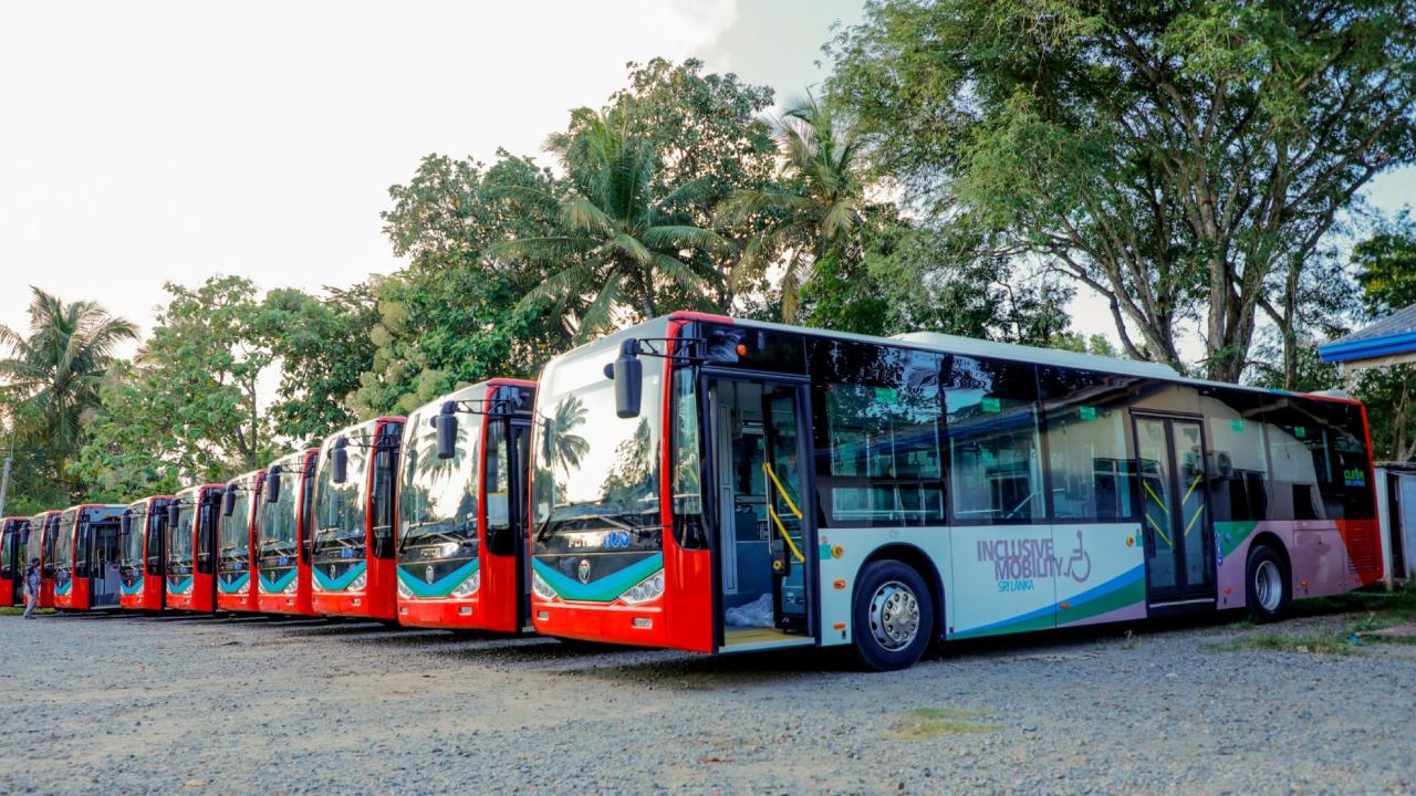 මෙන්න මේ අයට අලුතින් බස් රථ සේවාවක් – අපහසුතාවයට පත්වුණ කාලෙ ඉවරයි