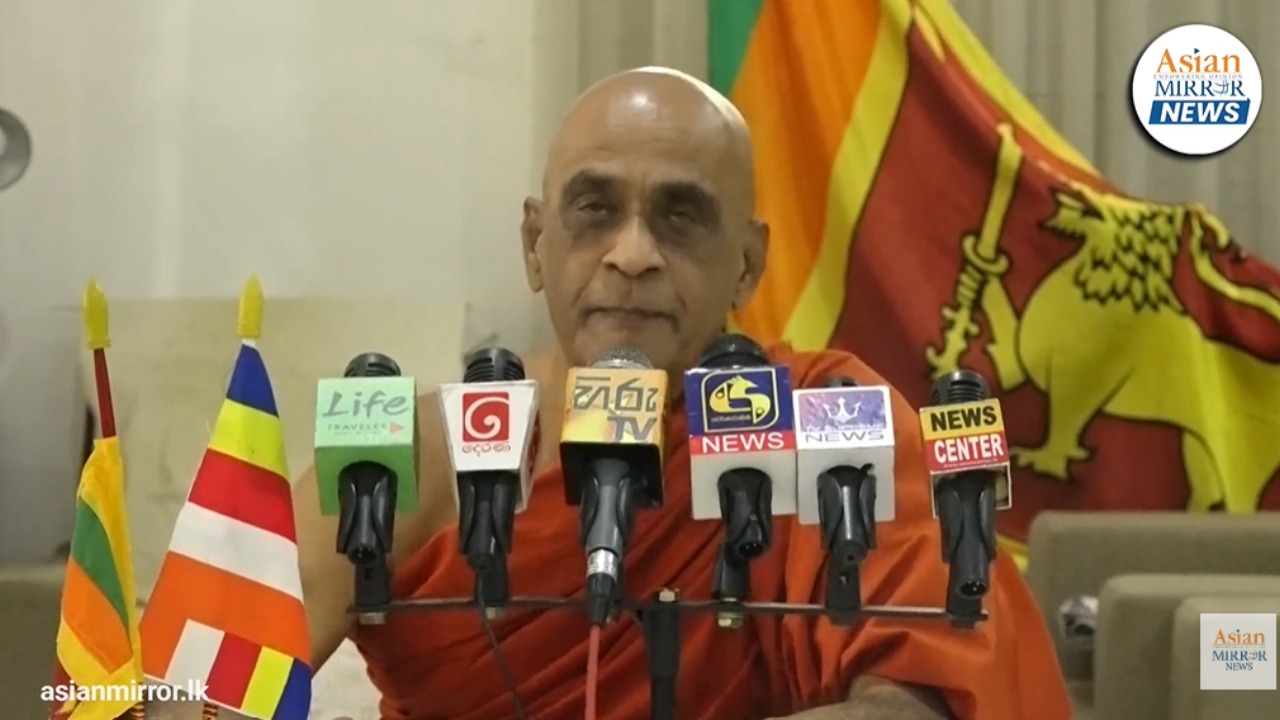 දෙපාර්තමේන්තුව වැඩ කරන්නේ සංස්කෘතිය බිදලා දාන්න! නැකැත් වෙනස් කරලා උත්සව ටික නැති කරන්නයි මේ හදන්නේ!
