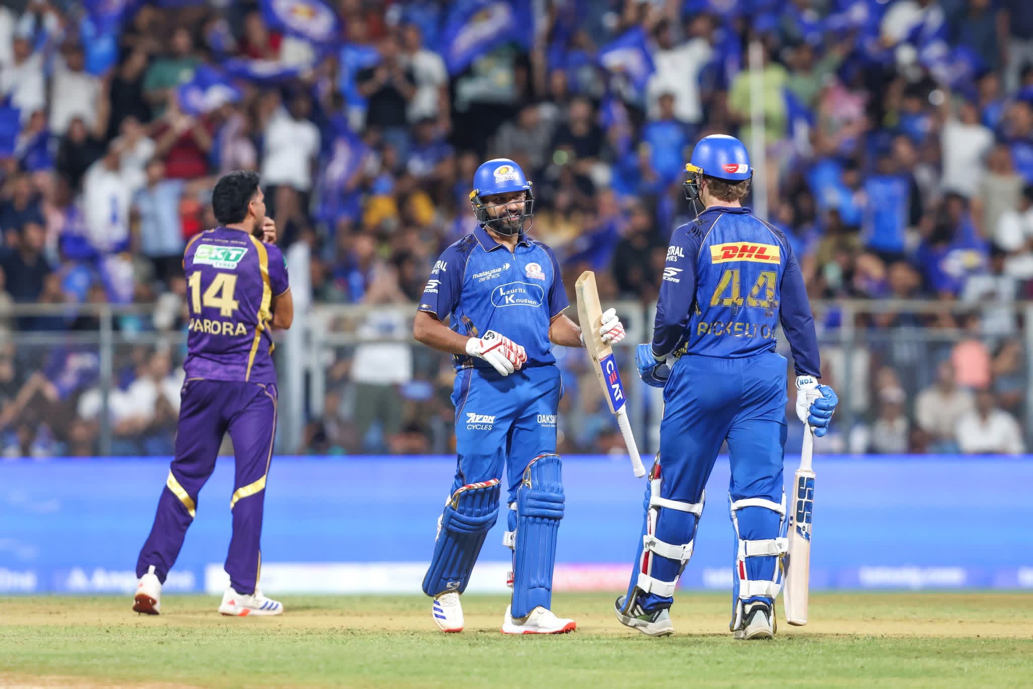 MI සහ RCB 2026 IPL ගමනට ජයග්‍රාහී ආරම්භයක්