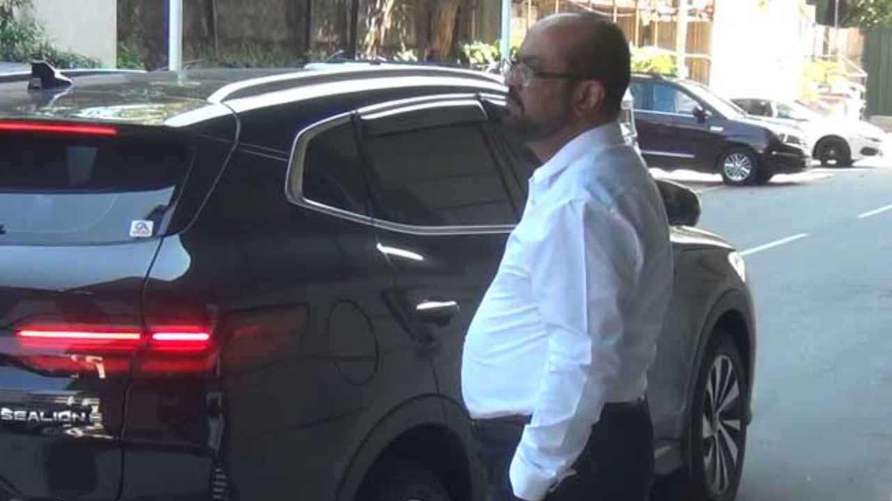 බලශක්ති ඇමති කුමාර ජයකොඩිට අධි චෝදනා භාර දෙයි – ශරීර ඇප මත මුදාහැරේ