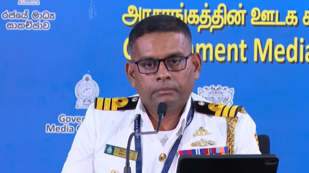 ඉරාන නැවට ප‍්‍රහාරයක්දැයි අපි කිවුවෙ නෑ.. තුවාලකරුවන්ගෙන් අපි ඒ ගැන අහුවෙත් නෑ.. – නාවික හමුදාව