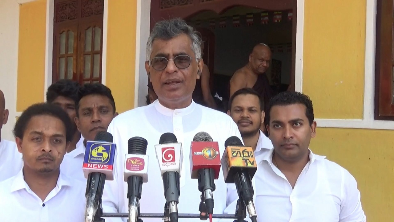 “ඉස්සරහට කරන්ට් කප්පාදුවක් වෙනවා – මේකට වගකියන්න ඕනේ අනුර කුමාර” – පාඨලී ආණ්ඩුව පතුරු ගහයි