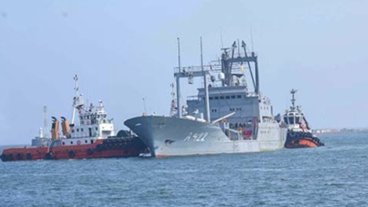 තවත් ඉරාන නැවක් කොළඹ වරාය ළගට