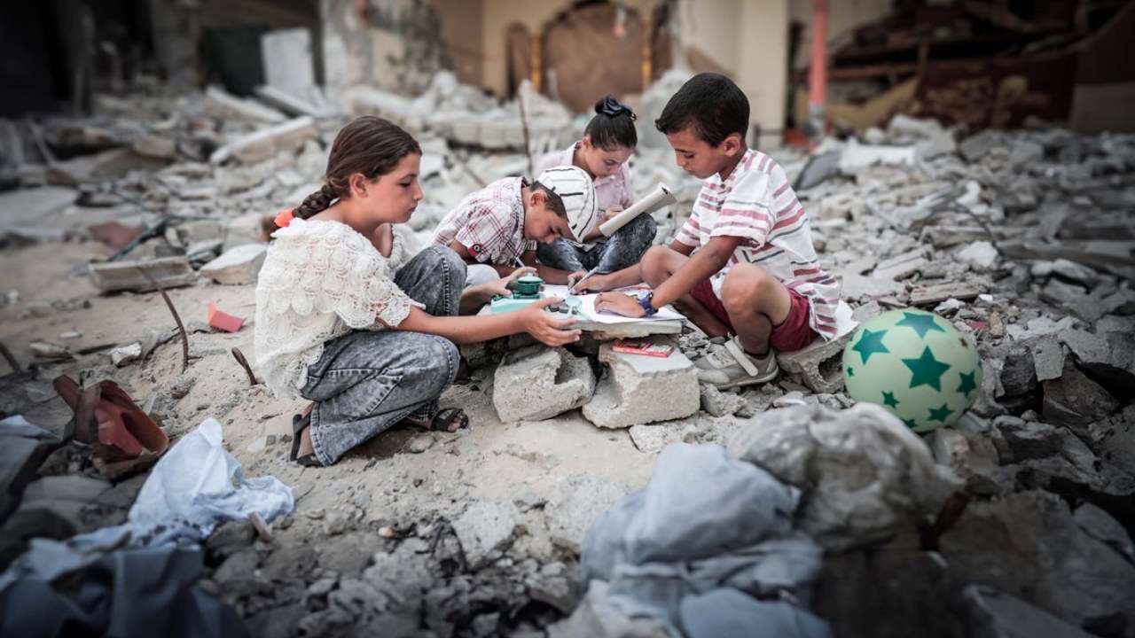 මිලියන සංඛ්‍යාත දරුවන්ගේ අනාගතය අඳුරේ යුනිසෙෆ් අනතුරු අඟවයි