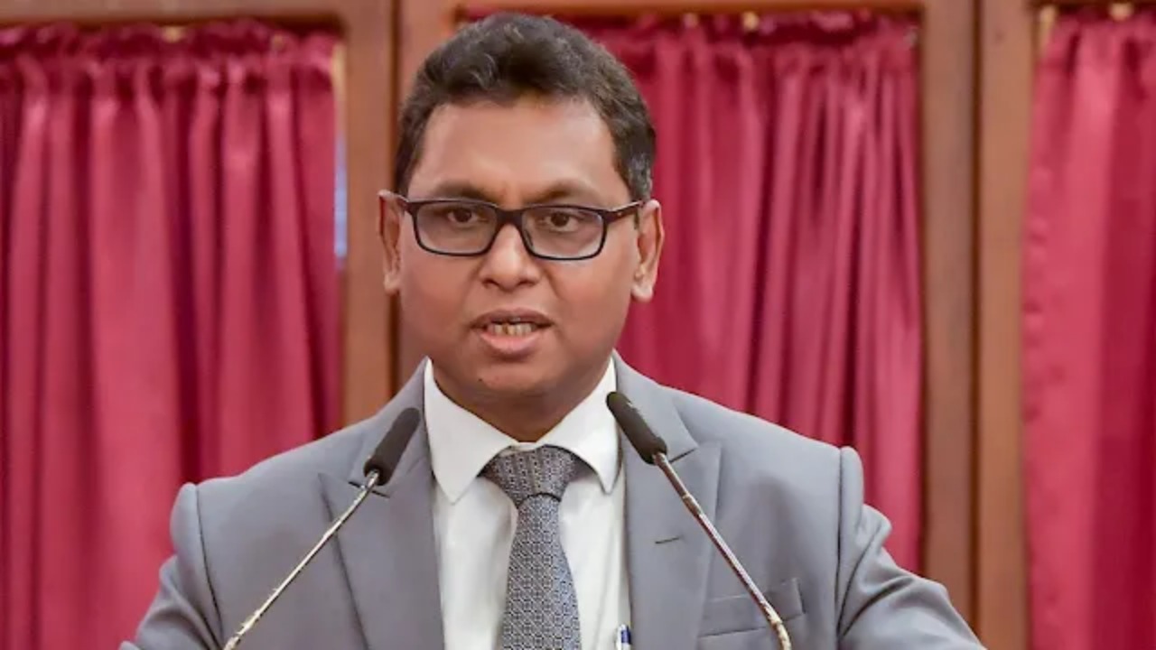 ඉන්ධන මිල වැඩි කලාට ජන ජීවිතේට ලොකු බලපෑමක් නෑ..- ඇමති උපාලි පන්නිල