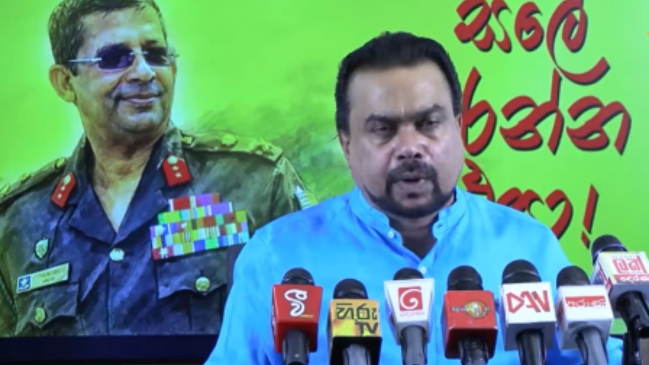 මේජර් ජනරාල් සලේ වැසිකිළියක සිරකරලා… පාහර අළුගෝසුවෝ සලේ මරාගන්න හදන්නේ…! – විමල් වීරවංශ