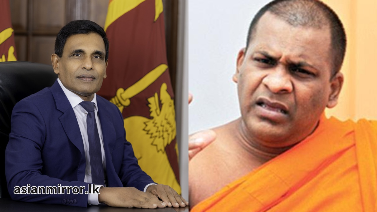 “මහ මොළකරු කවුද?” – ඥාණසාර හිමිගේ ප්‍රකාශය එක්ක ඇමති ආනන්ද පැටලේ