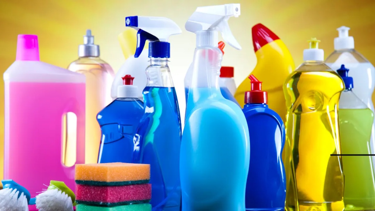 හෝදලත් හමාරයි!