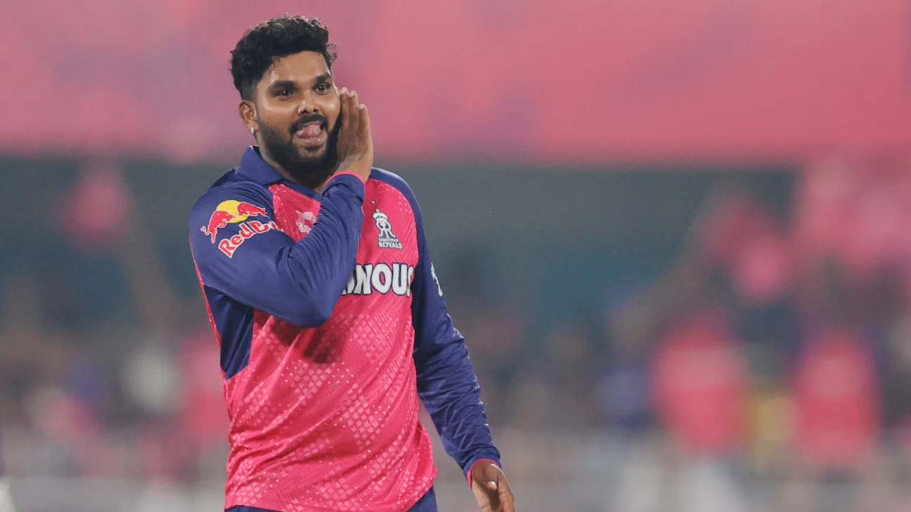 වනිඳු හසරංග IPL තරගාවලියෙන් ඉවතට 