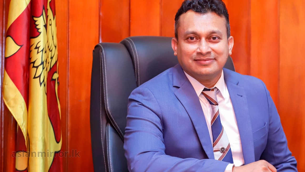 අප්‍රේල් 9 සහ 21 අතර ලංගම බස්වල ගිය මගීන්ට දිනුම් ඇදීමකින් තෑගි,බස් ටිකට්පත ළග තබාගන්න – ලංගම සභාපති කියයි
