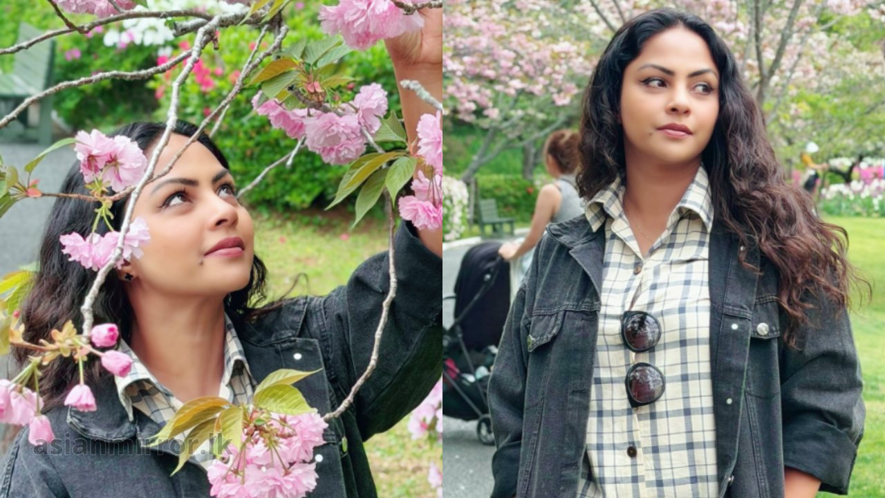 සකුරා මල් වලින් පිරුණු සුන්දර ජපානයේ ශලිනිගේ අලුත්ම photo shoot එක මෙන්න