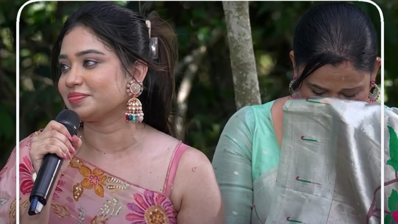 ”මගෙ අම්මා ගෙවල්වල වැඩකාරකම් පවා කරලා තියෙනවා මාව හදන්න…අම්මා ශක්තිමත් වෙලා ඒ දවස්වල වැඩ කළේ නැත්නම්, මම හිතන්නෙ නෑ අද මම ජීවත්වෙනවා කියලා.” – ශෙහානි