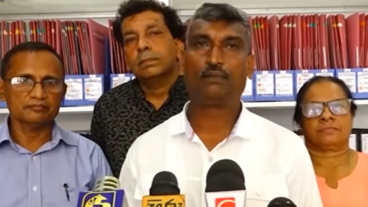 දෙකට බෙදිලා යුද්ද කළේ එකම රටේ මිනිස්සු… අපි සමරන්නේ යුද්දෙන් මැරුණු මිනිස්සු…! – මාලිමා මන්ත්‍රී