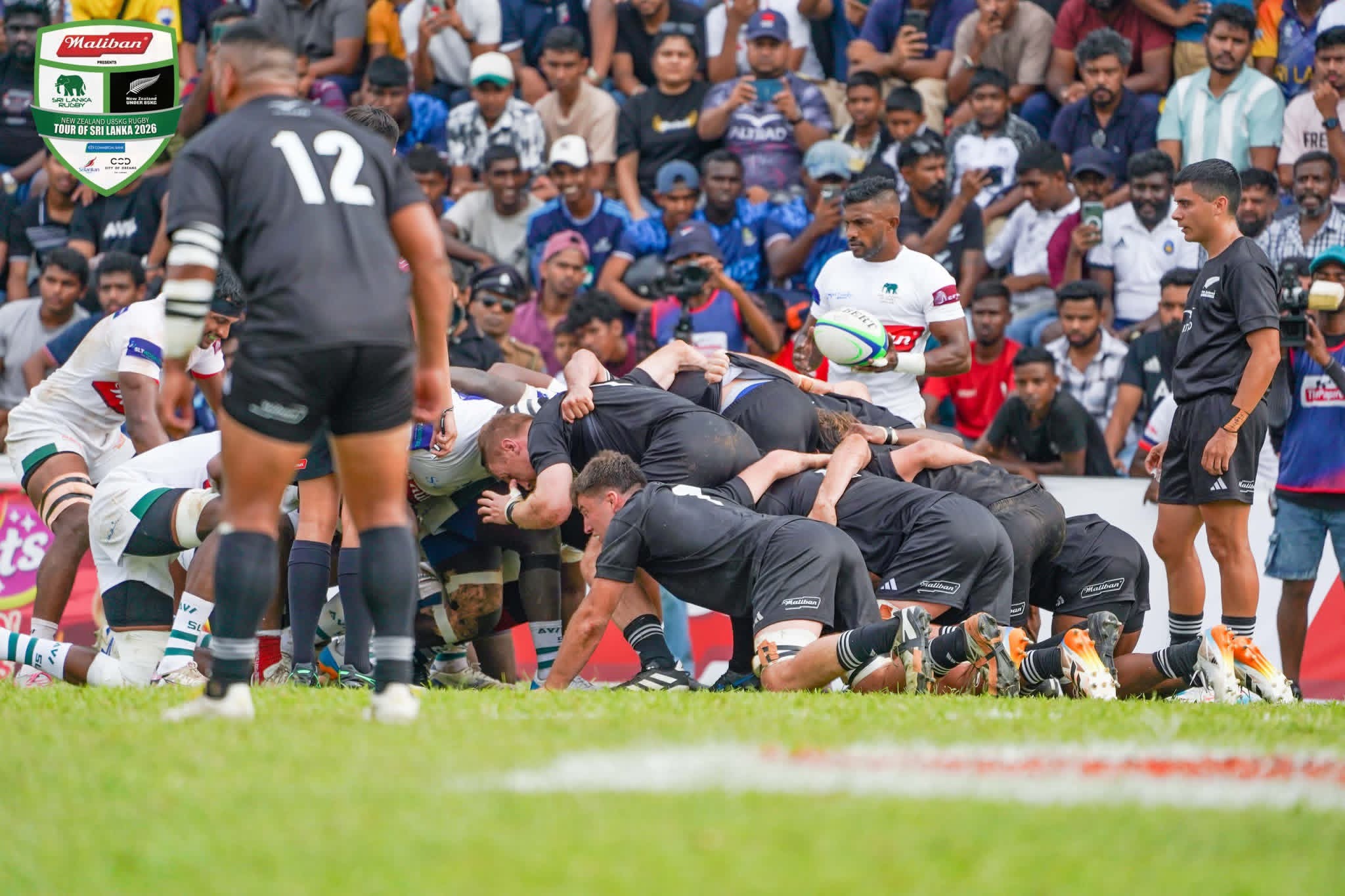 නවසීලන්තය හමුවේ ශ්‍රී ලංකාව පසුබසී 
