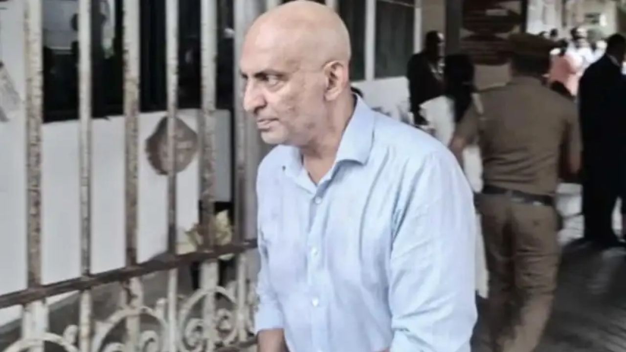 කපිල චන්ද්‍රසේන කියන්නේ කවුද.?