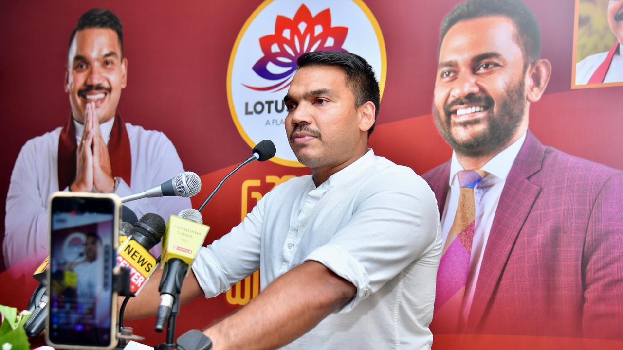 නීතියට උඩින් කවුරුත් නෑ කියලා ජනාධිපතිතුමා කියනවනම් සැකකාරයින් දිවි නසාගන්න තත්වයට පත් කරපු අයවත් ප්‍රශන කරන්න. – නාමල් රාජපක්ෂ