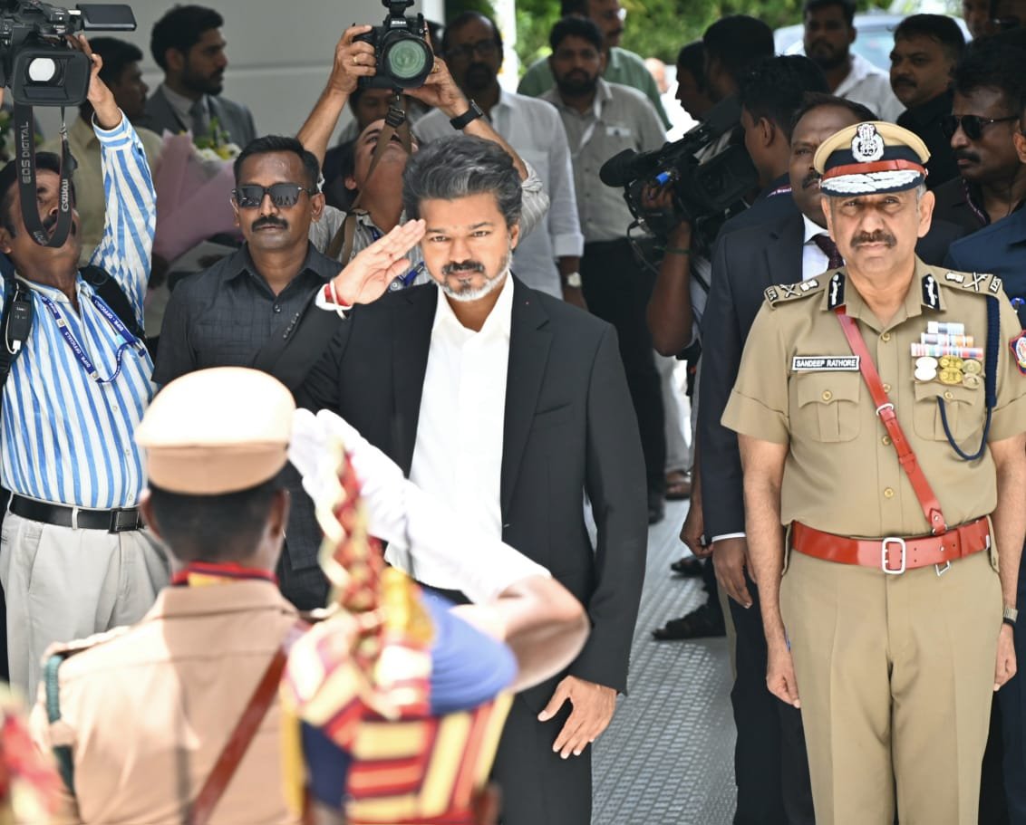 තලපති විජේ මහ ඇමති ලෙස දිවුරුම් දෙයි