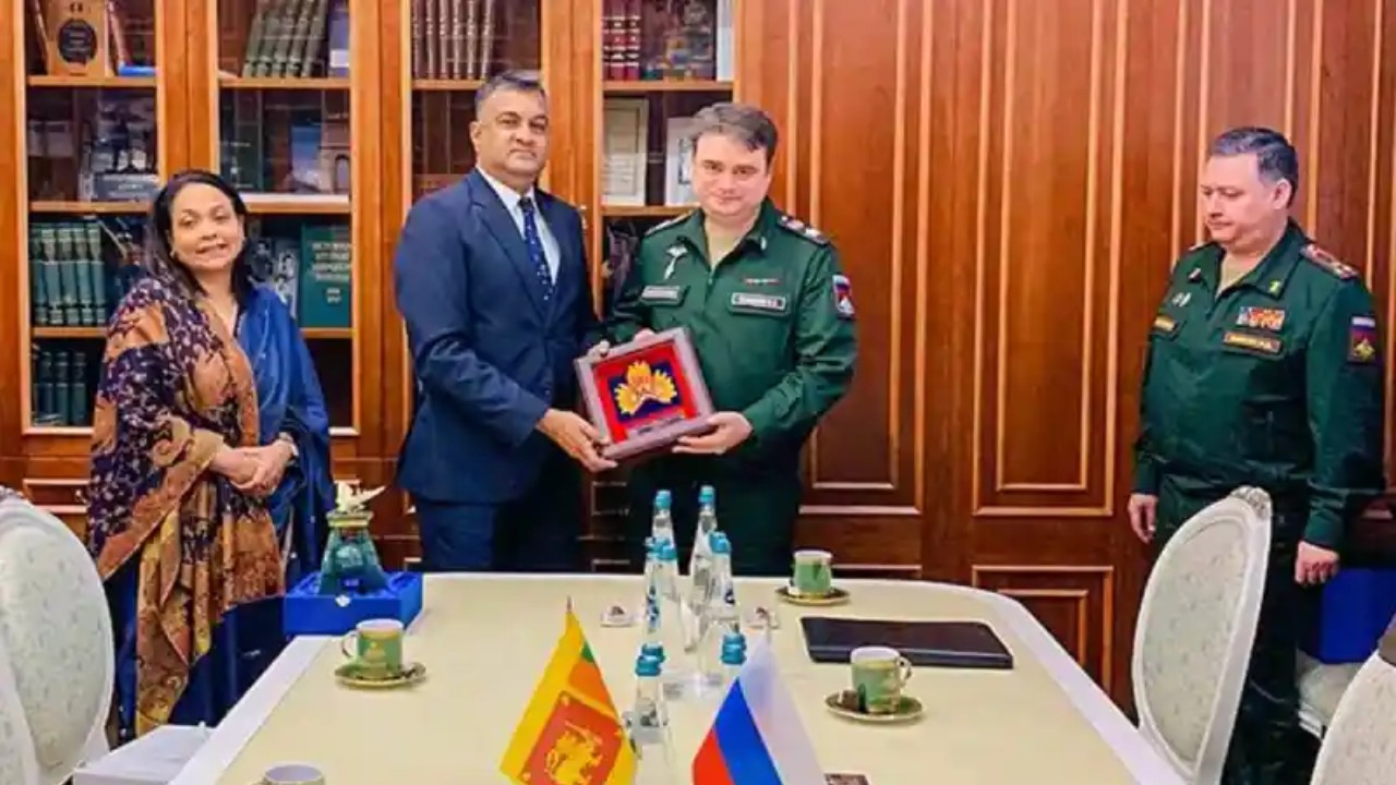 ආරක්ෂක ලේකම් රුසියානු නියෝජ්‍ය ආරක්ෂක අමාත්‍යවරයා හමුවෙයි