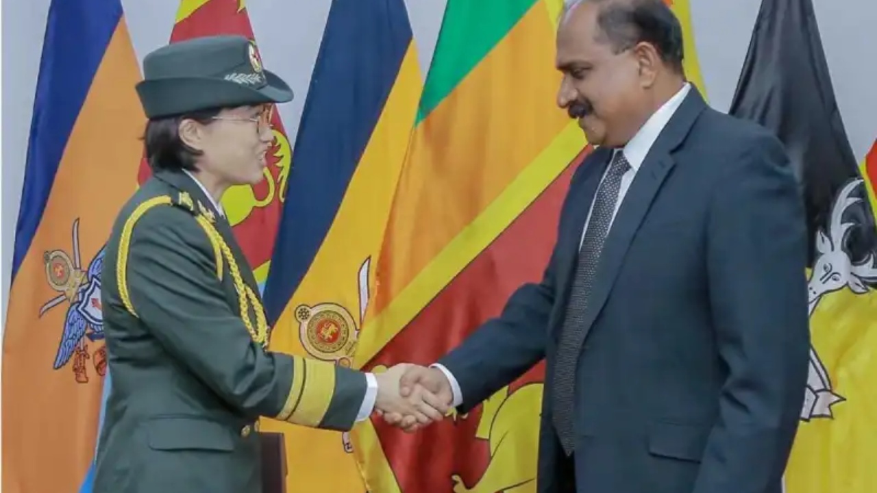 චීන ආරක්ෂක උපදේශක නියෝජ්‍ය ඇමති හමුවෙයි