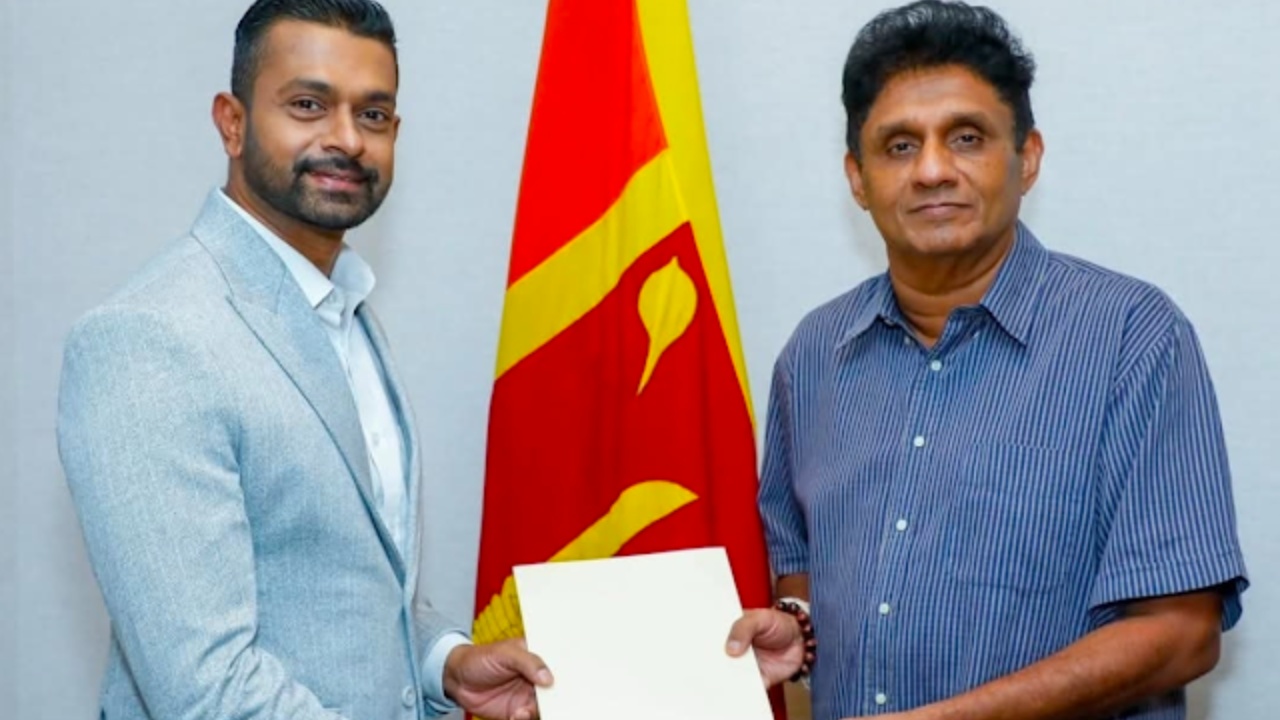 චරිත් අබේසිංහ සියළු තනතුරුවලින් ඉවත් කරයි