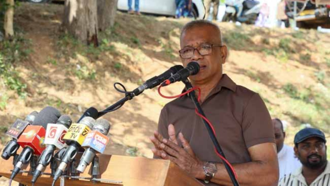 බදු මුදල්වලින් වැඩි ප්‍රමාණයක් ගොවින් වෙනුවෙන් වැය කරන බව ඇමති ලාල් කියයි 