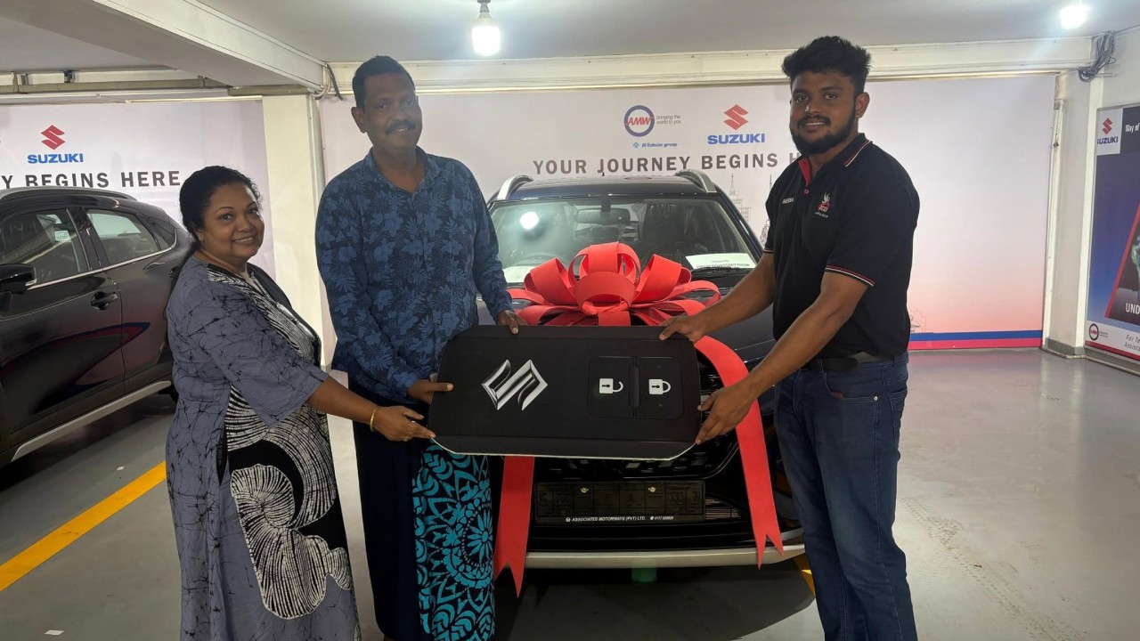 ”සතයක්වත් හොරකම් නොකර, කාටවත් වංචාවක් නොකර, මගේ මහන්සියෙන් මම මගේ ගමන ආවා.” – ප්‍රවීණ රංගන ශිල්පි කුමාර තිරිමාදුර