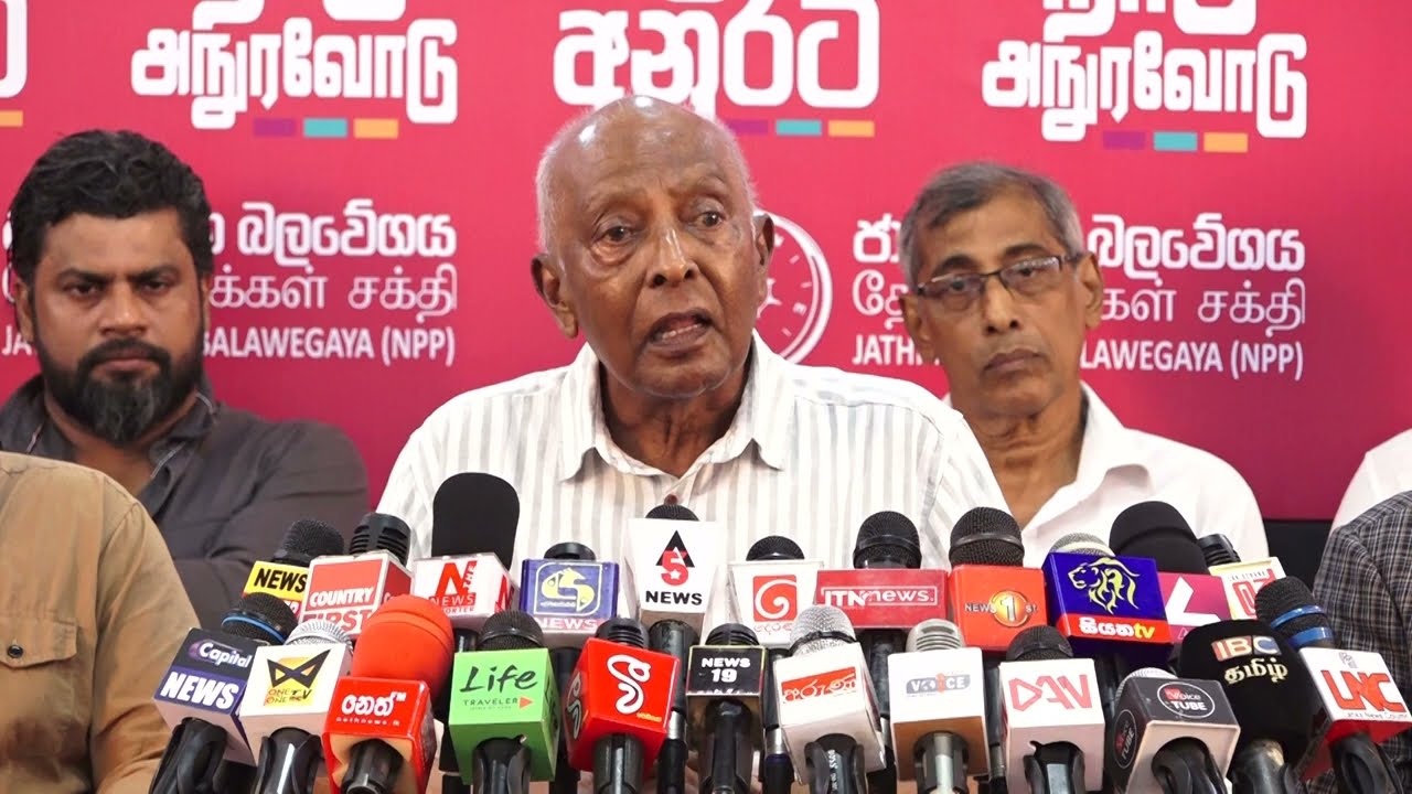 විනිසුරු වයස් තීණ්දුවෙන් ආණ්ඩුවේ මුල්ගල් සෙලවෙයි…. ලාල් විජේනායක තීන්දුව අශිෂ්ටයි කියමින් මාධ්‍ය කැඳවයි…!