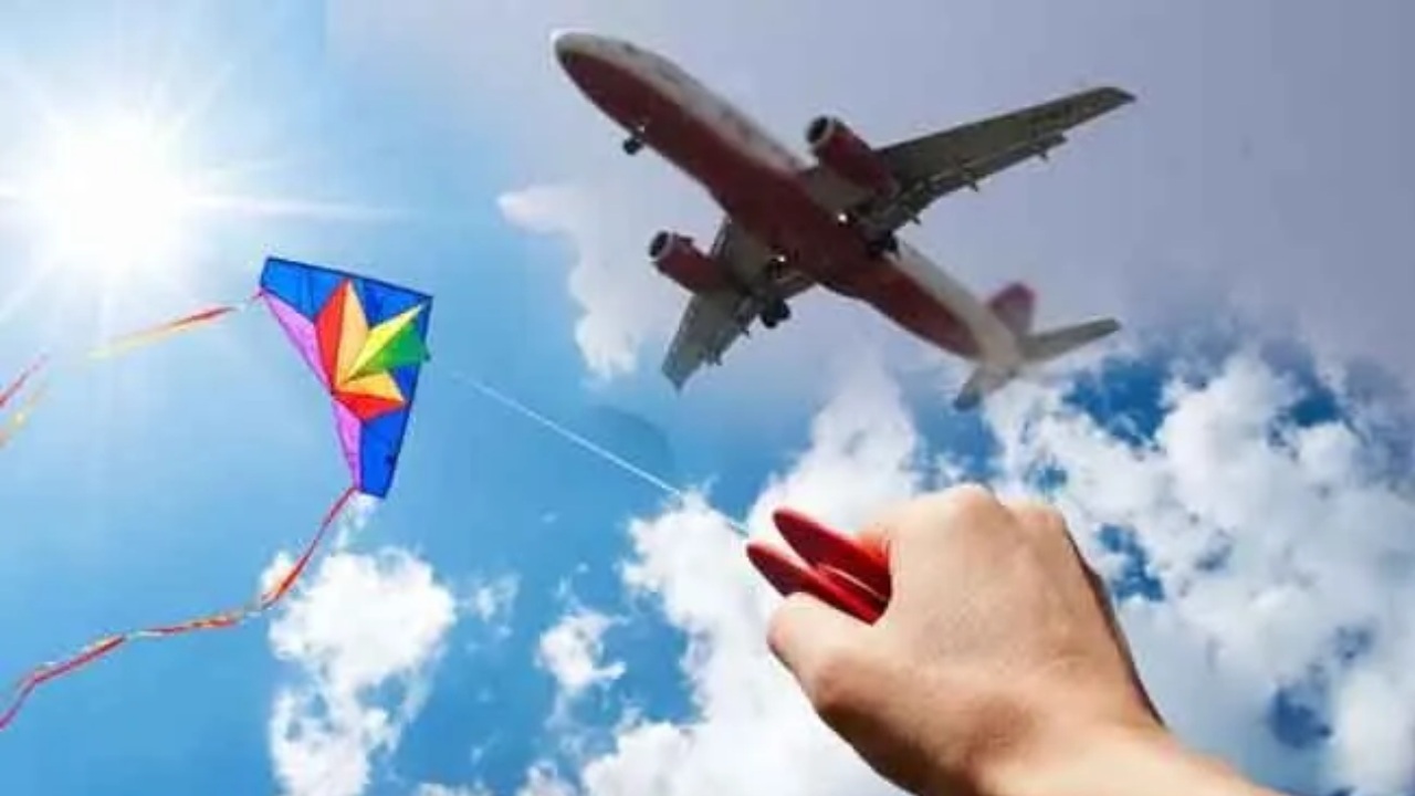 ගුවන් තොටුපළවලින් සරුංගල් ඈත් කර තබන්නැයි ඉල්ලීමක්!