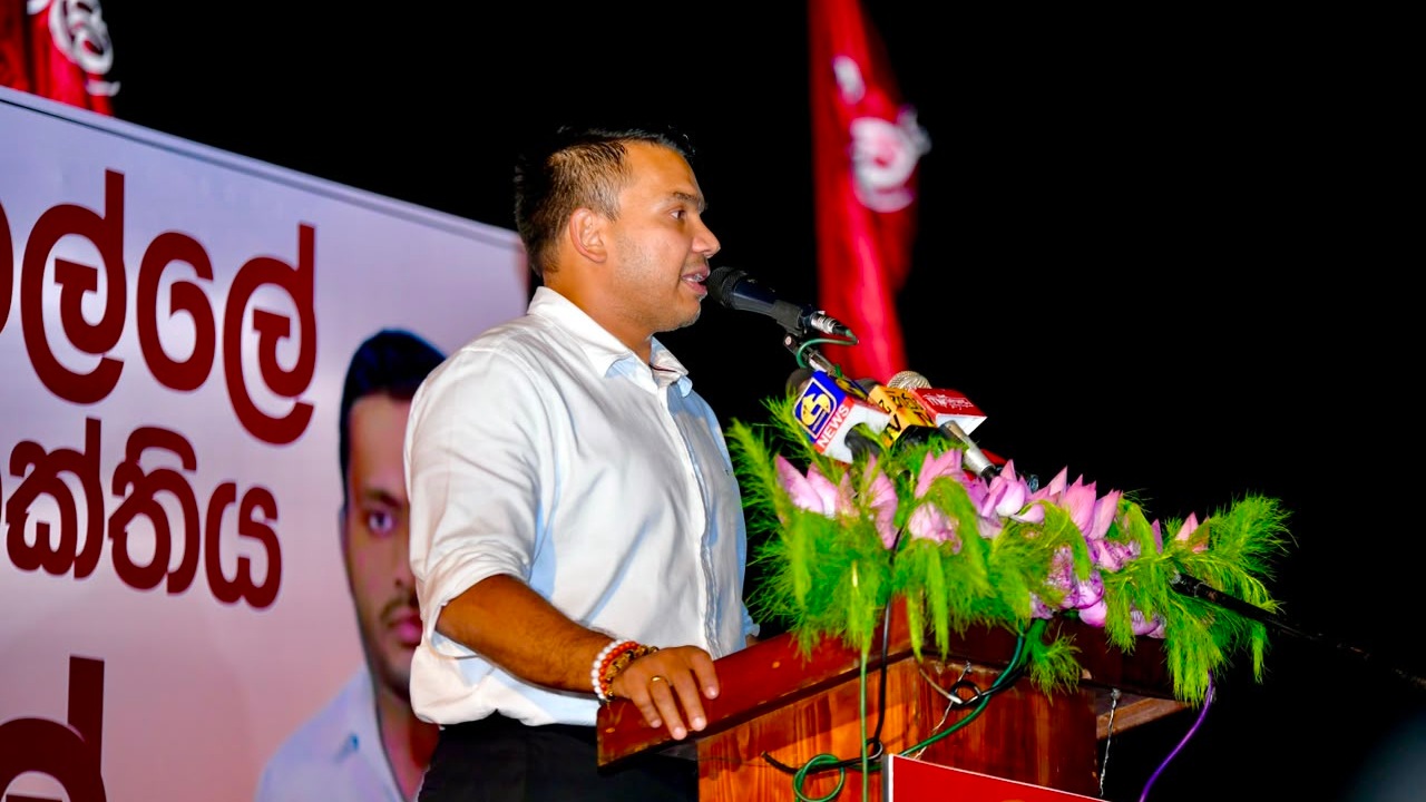 අරගලය වෙලාවෙ අපි අඩියක් පස්සට ගත්තා අපි ජීවිත නැති කරලා, දරුවෝ මරලා, ඒ දරුවන්ගේ ජීවිත උඩින් ආණ්ඩුවක් රකින්න අපි ගියේ නෑ – නාමල් රාජපක්ෂ