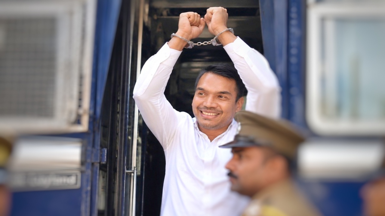 ගැම්මෙන් ආපු නාමල් ඔක්. 13 තෙක් රිමාන්ඩ්