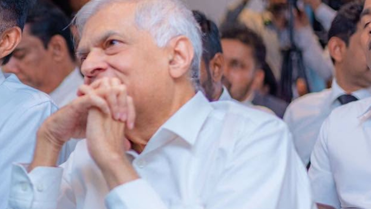 මට ආයෙ මේ රට භාරගන්න බෑ, හැම වෙලාවේම බලය නෑ – හිටපු ජනපති රනිල් වික්‍රමසිංහ