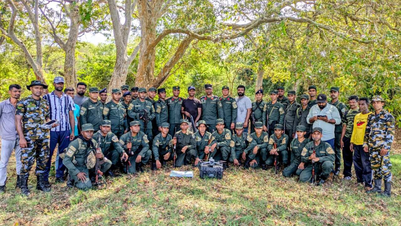 ආරක්‍ෂක අමාත්‍යාංශයේ උපදෙස් මත යුද්ධ හමුදාව දියත් කළ මෙහෙයුමකින් පසු ‘අග්බෝ’ වන අලියා අනුරාධපුරයෙන් සොයාගැනේ