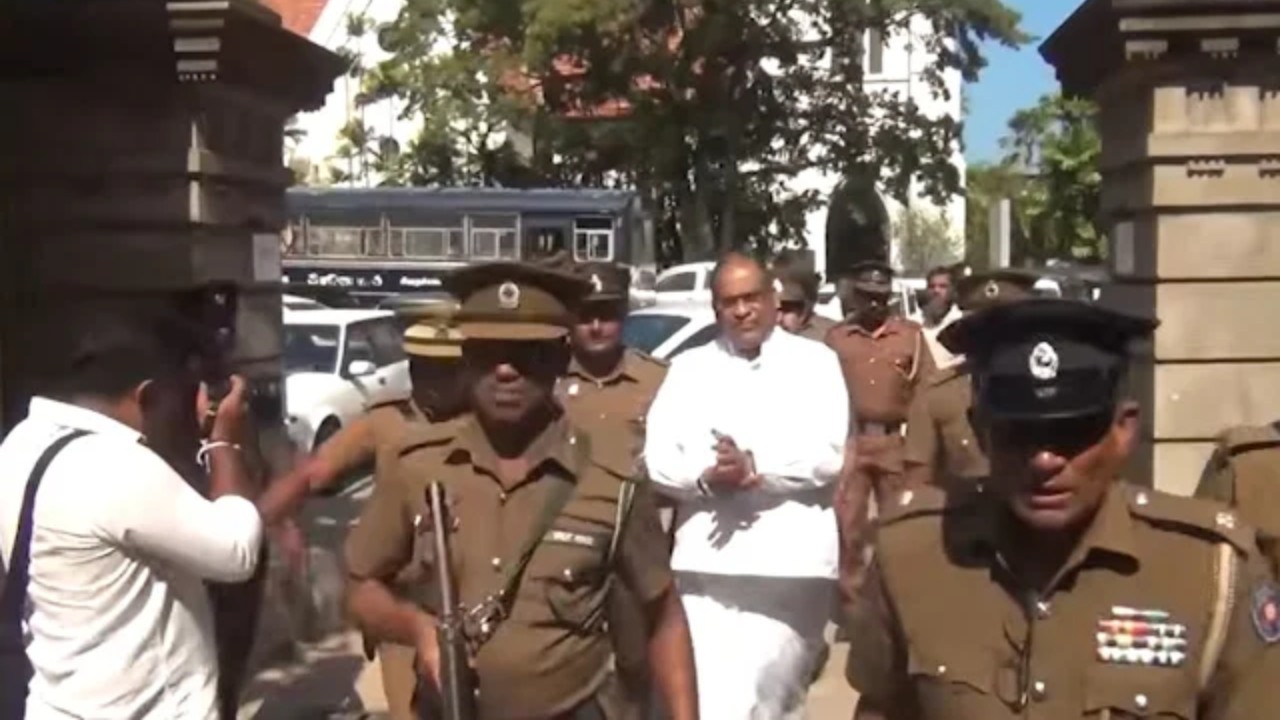 ඥානසාර හිමි අධිකරණයට