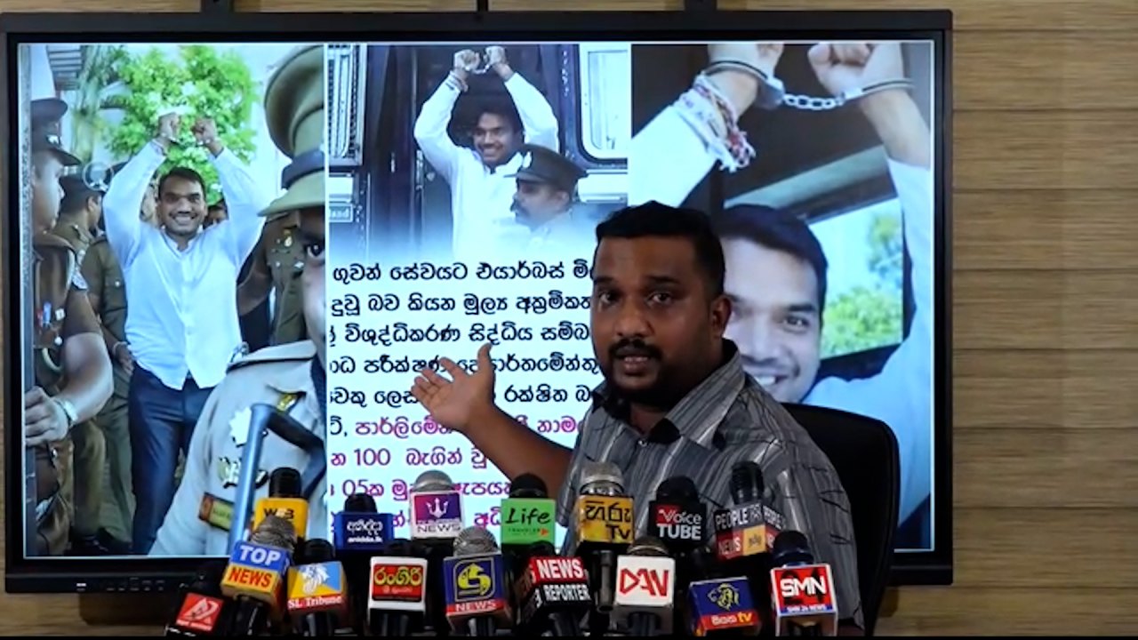 බල්ලන්ට සාටකේ දාලා නාමල්ට අපහාස කරනවා! හැමදේම කරන්නේ නාමල්ගෙ රැවුලෙන් පවා මහින්දව පේන නිසා – පසන් කස්තුරි
