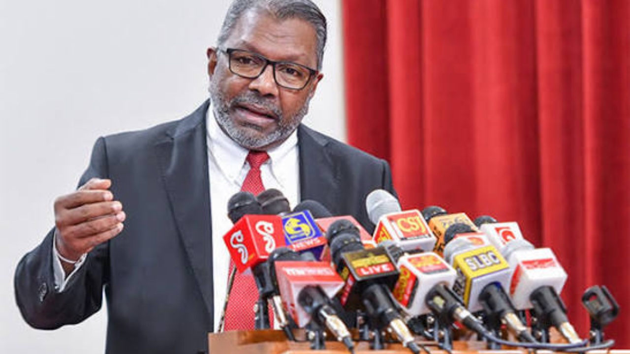 ආණ්ඩුව මහා ශාසන සංහාරයක… සේදුම් බලකායේ භික්ෂු අපහාසය නවතනු… අනුර පෙන්වන්නේ භික්ෂුවකට සමාව දීමේ අකමැත්තයි…! – ආචාර්ය සුරේෂ් රාඝවන්