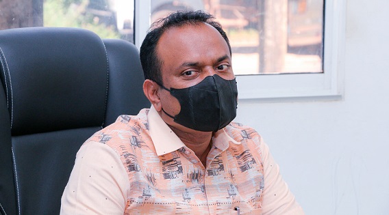 වාහනයක් ගත්තම වියදම වැඩි නිසයි පෞද්ගලික වාහනයට තෙල් ගැහුවේ – ලක්ෂ 80ක තෙල් ගැසීම ගැන හිටපු නියෝජ්‍ය කතානායක කියයි