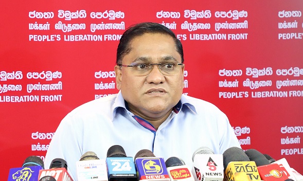 ගෝඨා ලංකාවට එනවට ජවිපෙ කැමැත්තෙන්! ආවට පස්සේ කළ යුතු දේත් කියයි