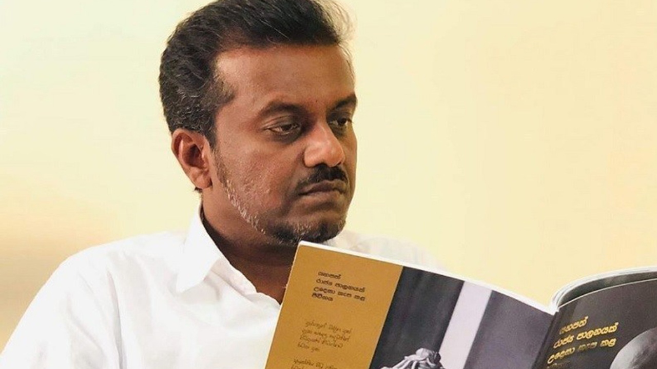 අපි පාරට බහිනවා – සමන් රත්නප්‍රිය