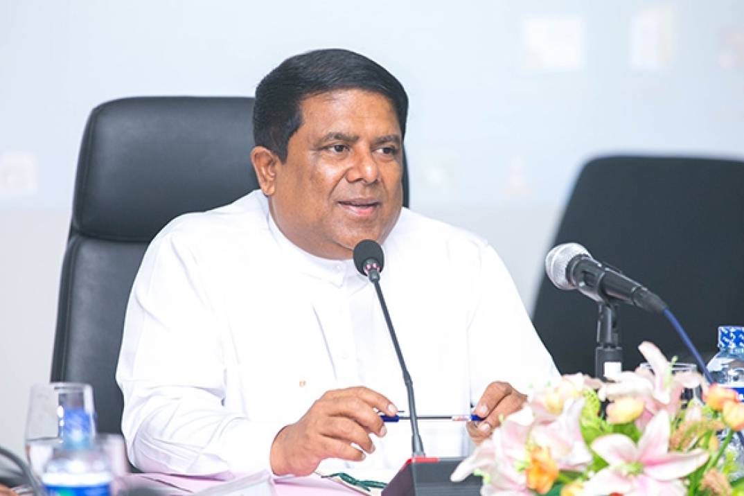 අවුරුදු දෙකෙන් රට ගොඩගත් නායකයාට ජනතාව සැලකුවේ නෑ..! – වජිර