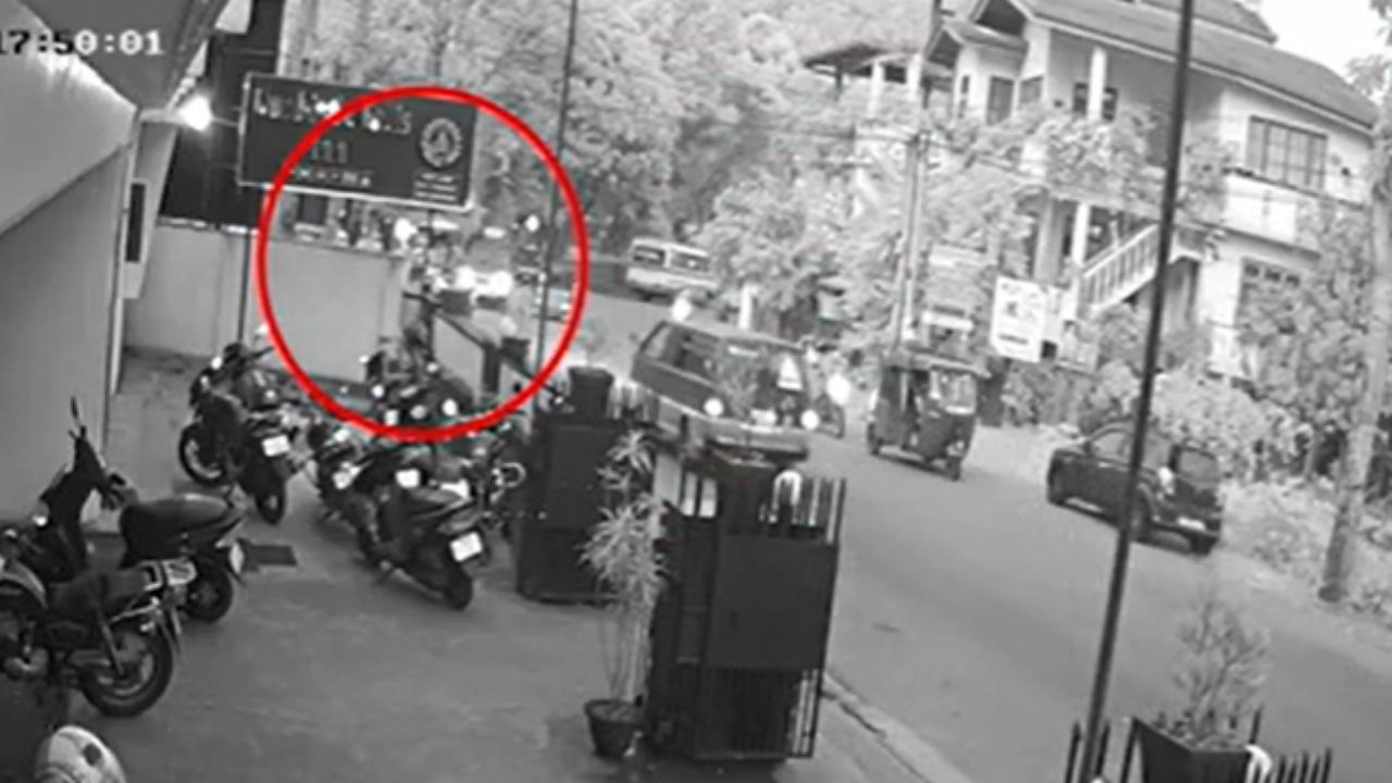 රාජ්‍ය ඇමතිට එල්ල වූ හෙල්මට් ප්‍රහාරයේ CCTV දර්ශන එළියට