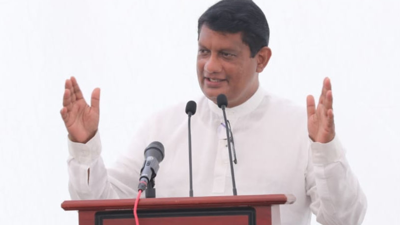 “අපිව බය කරලා කට වහන්න නම් හිතන්න එපා” – නාලකගෙන් සැර කතාවක්