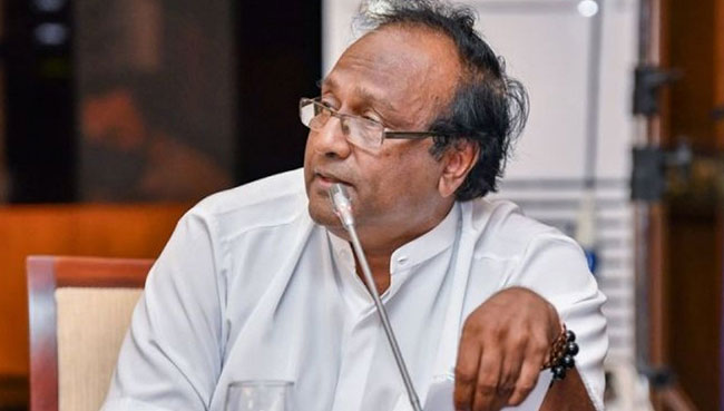 බෞද්ධයෝ නීතිය අතට ගනී – සරත් වීරසේකරගෙන් අනතුරු ඇඟවීමක්