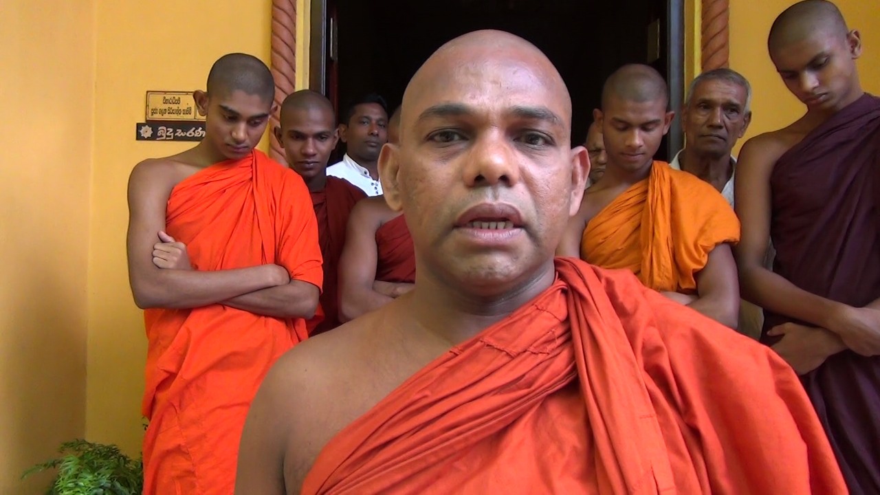 පන්සල් අඳුරේ තබන දින කියයි – මහ සඟරුවන යළි සටනේ