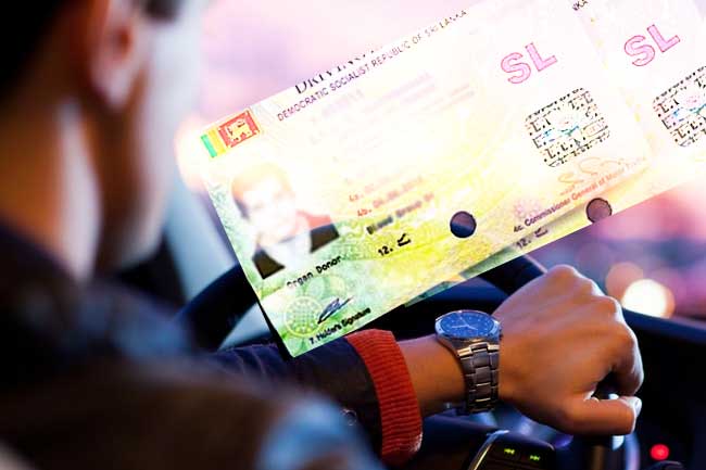 මේ අයට රියැදුරු බලපත්‍ර නැත්තම් ඉවරයි