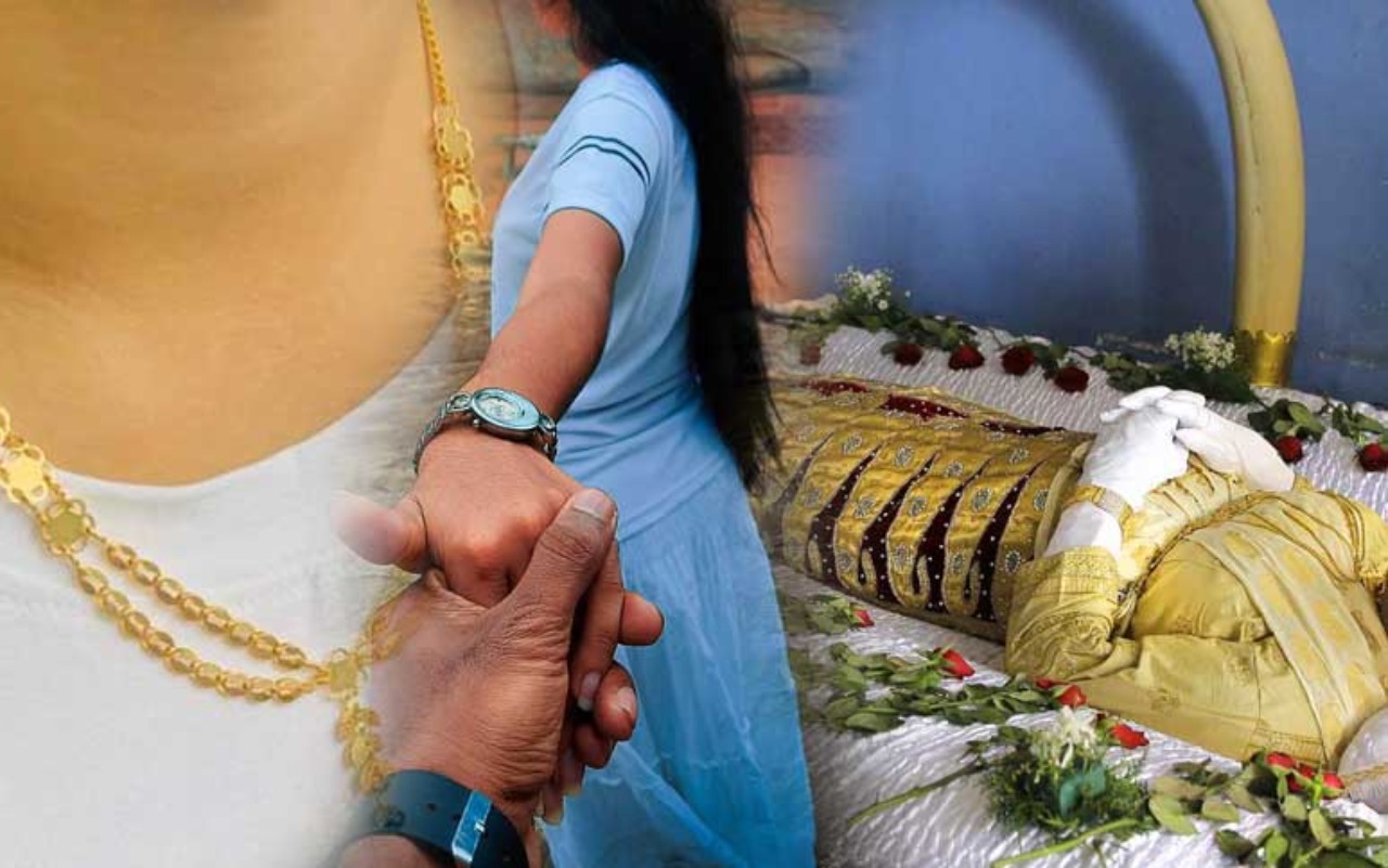 “මට ඔයාව ඇරෙන්න වෙන කෙනෙක් කසාද බඳින්න බැහැ” – සියදිවි හානිකරගත් පෙම්වතියගේ දේහය ළඟට පෙම්වතා හොරෙන් ඇවිත් බෙල්ලේ රත්‍රං පළඳවලා