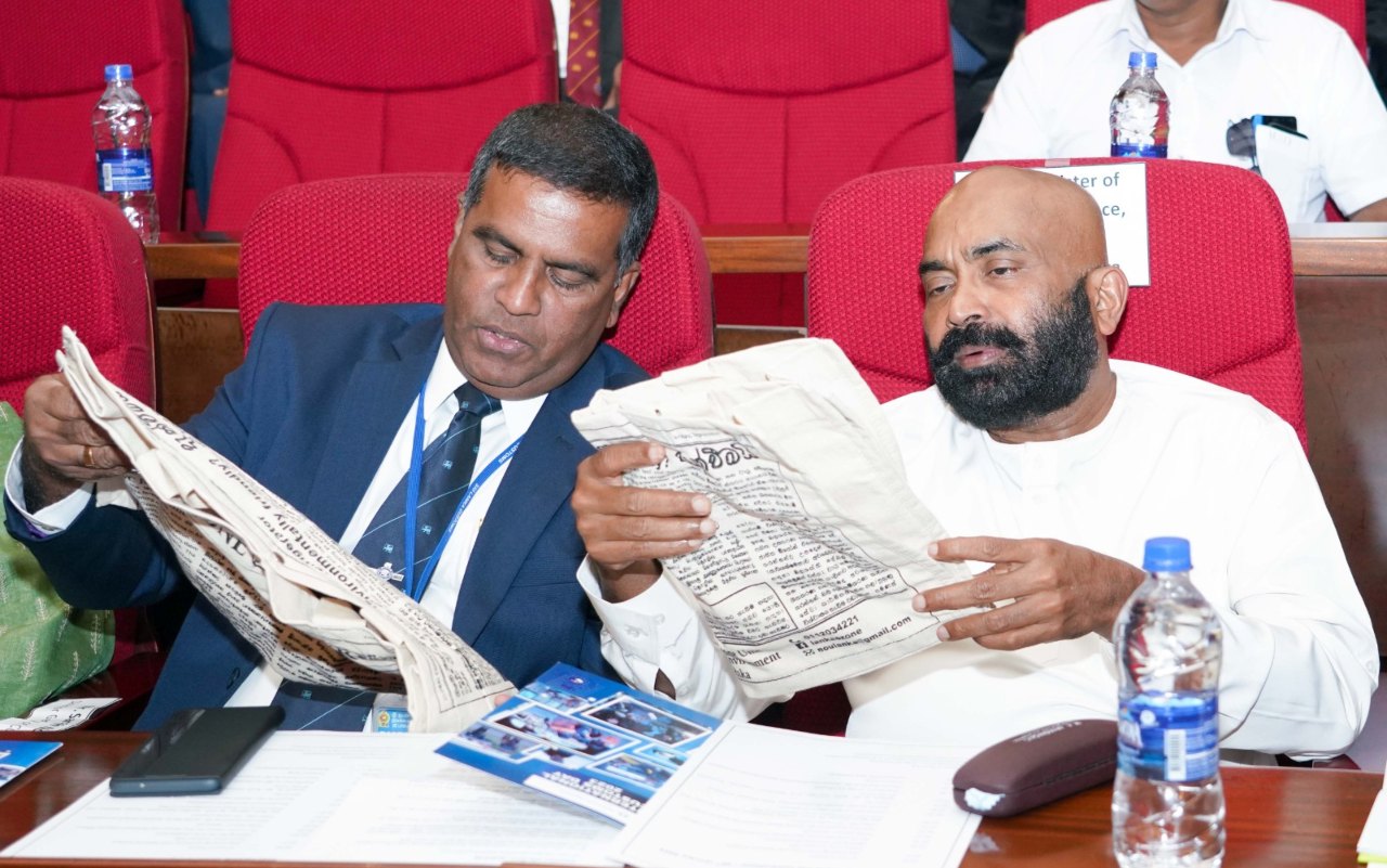 “පෝලිම් යුගය අමතක වෙලා අද ගොඩක් අයට – අපි තාම එතනමයි” – ඇමැති සියඹලාපිටිය මේ වසරේ වෙන දේ ගැන කියයි