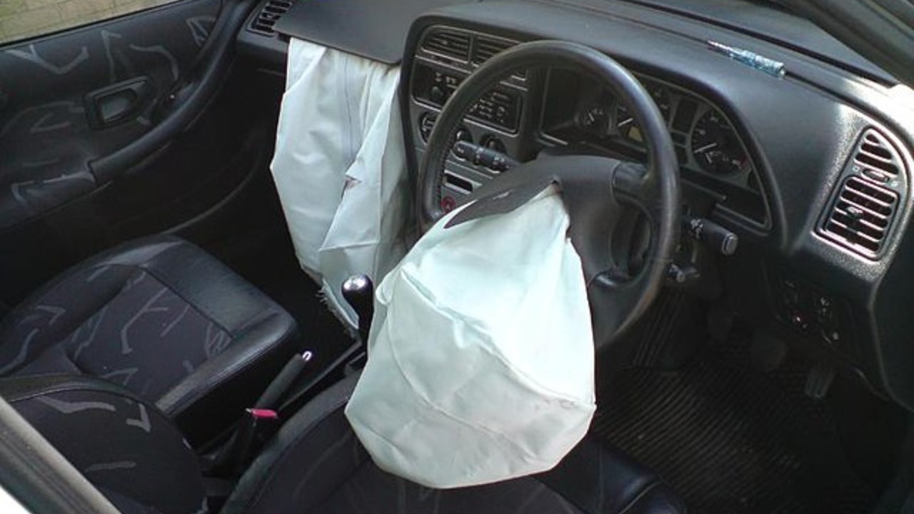 AIR BAG තියෙන වාහන ලක්ෂ 7ක් අනාරක්ෂිතයි